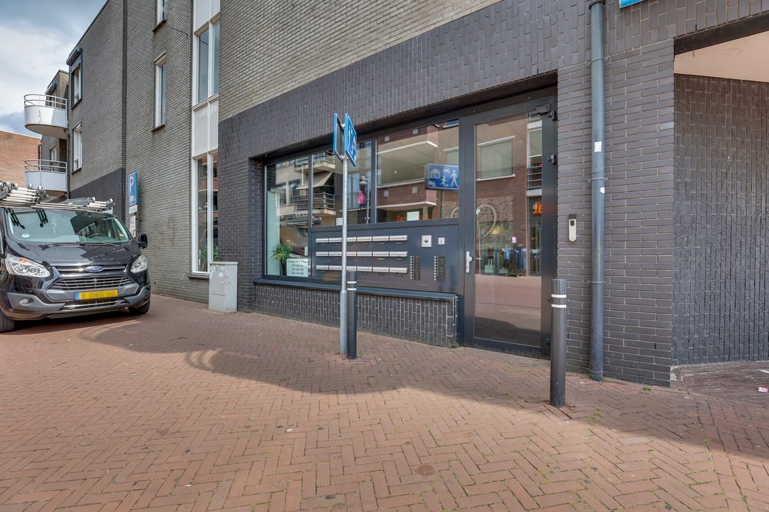 Photo 23 of Nieuwe Kerkstraat 4-C