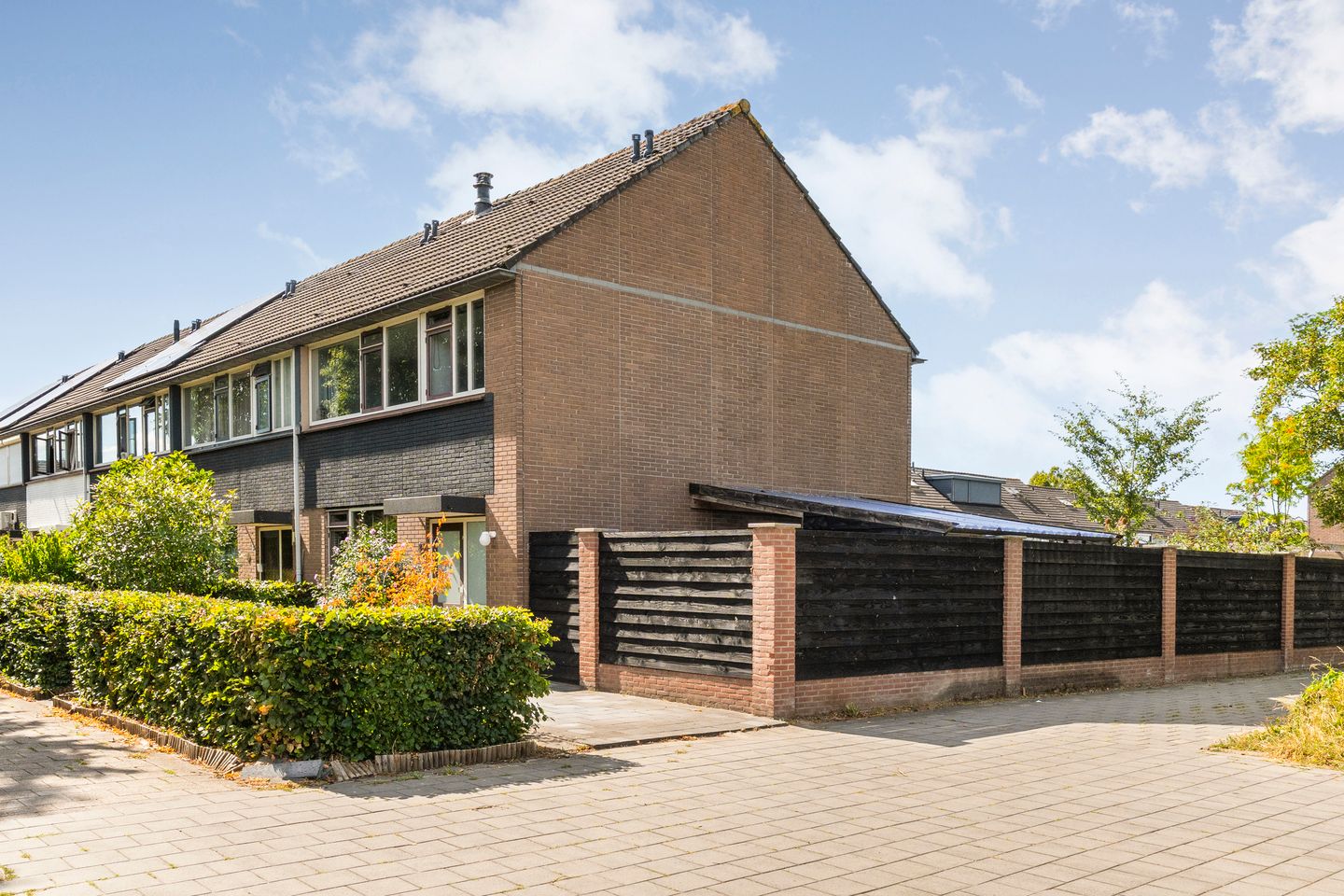 Photo 49 of Zenegroen 23