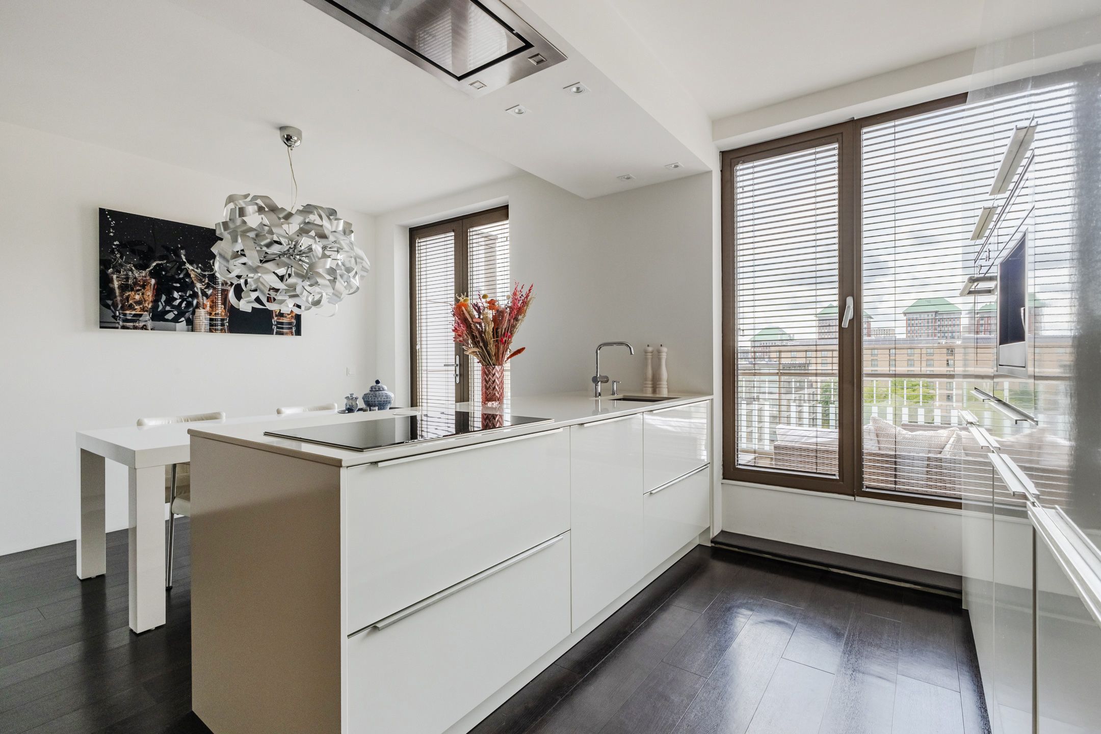 Photo 12 of Titus van Rijnstraat 158