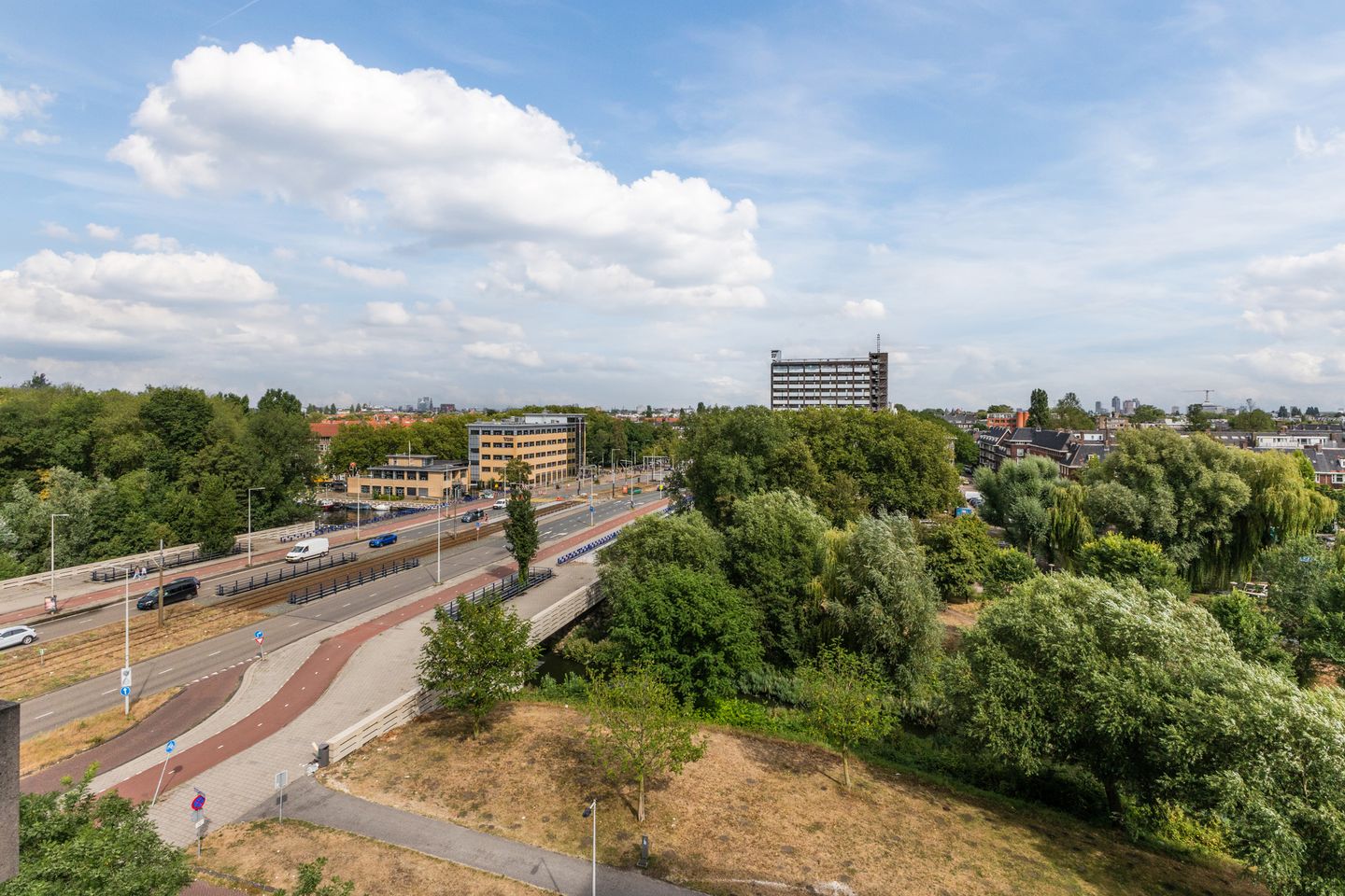 Photo 29 of Titus van Rijnstraat 158