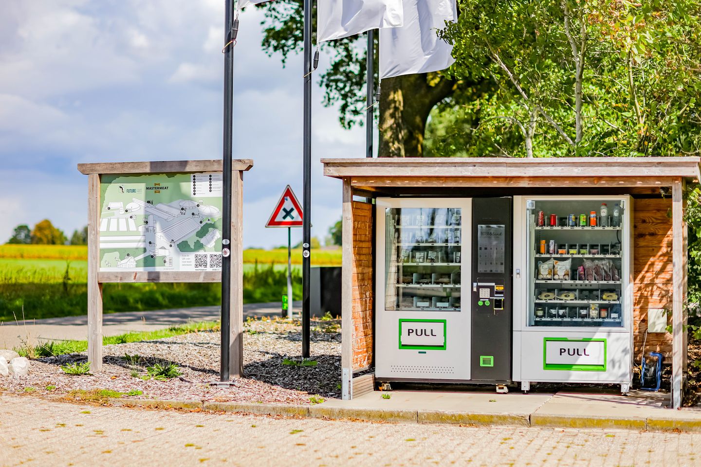Bekijk foto 3 van De Lutteresweg 7