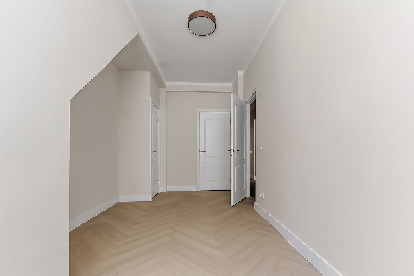 Photo 35 of Van den Boschstraat 232