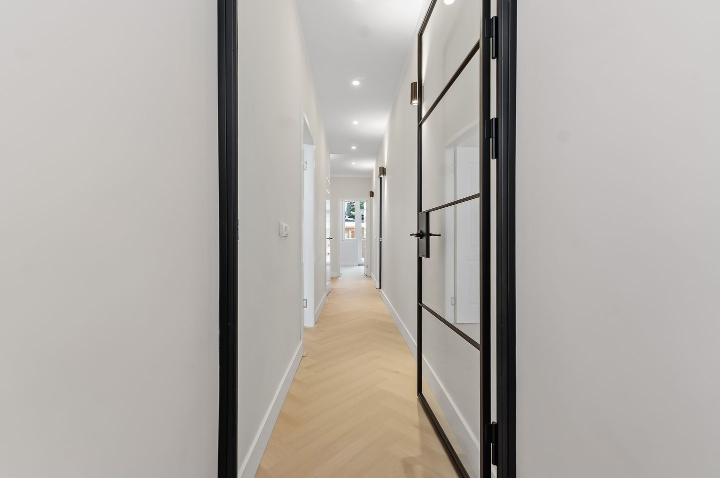 Photo 5 of Van den Boschstraat 232