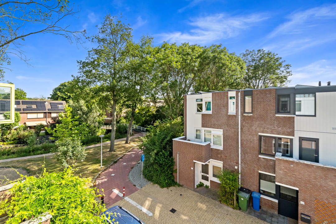 Photo 32 of Waterhoenstraat 11