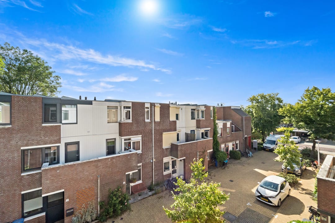 Photo 31 of Waterhoenstraat 11