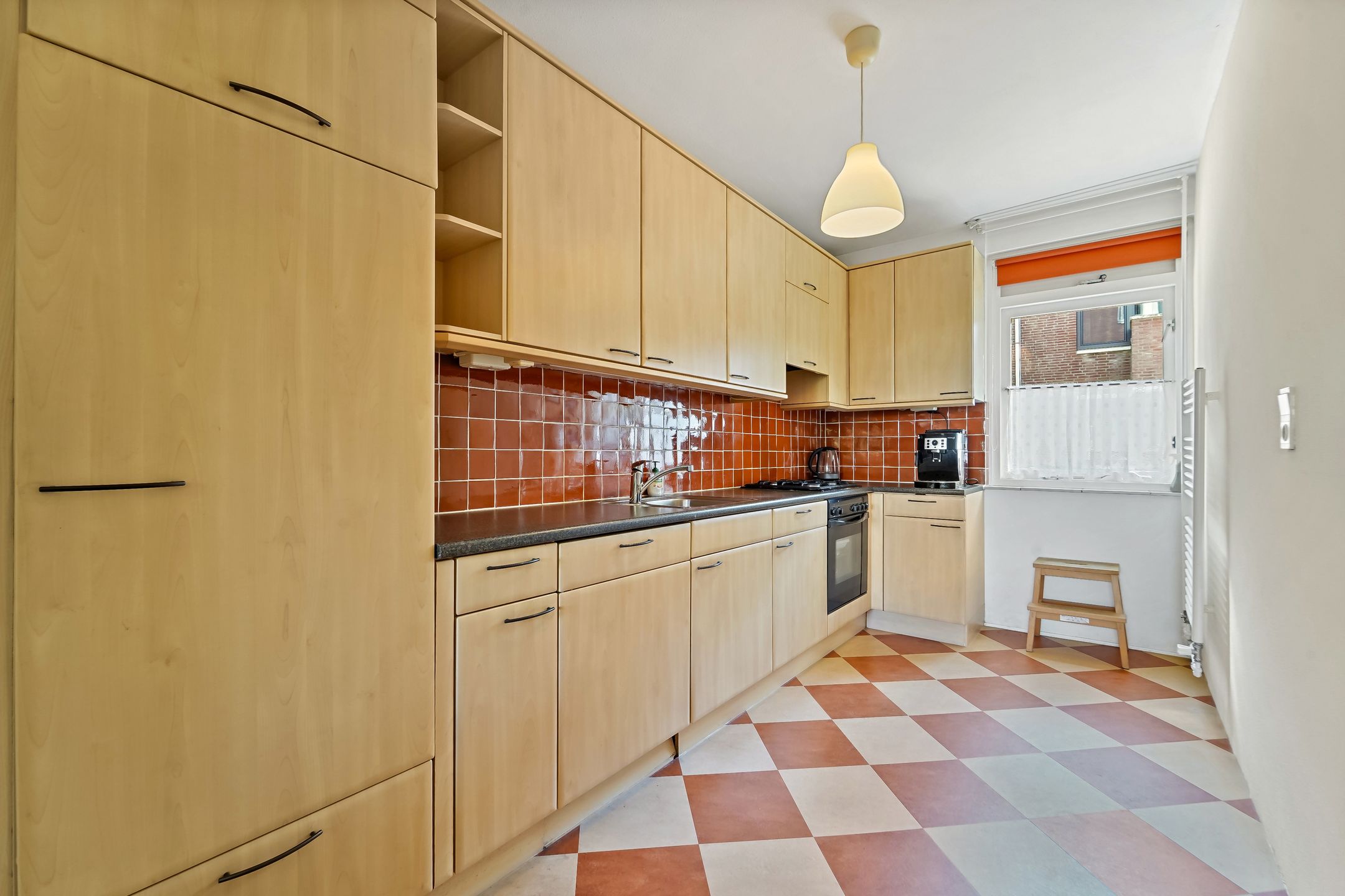 Photo 12 of Waterhoenstraat 11