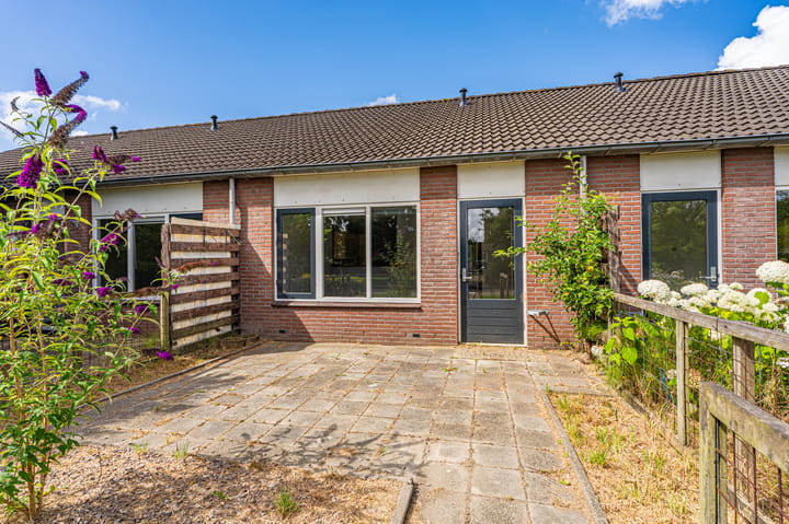 Tussenwoning te koop: Eendenkooi 5, Delfzijl
