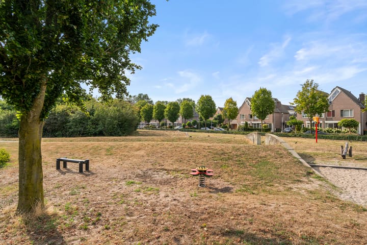 Hoekwoning te koop: Adamsdreef 11, Ede