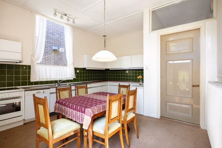 Vrijstaande woning te koop: Hoofdstraat-West 15, Uithuizen