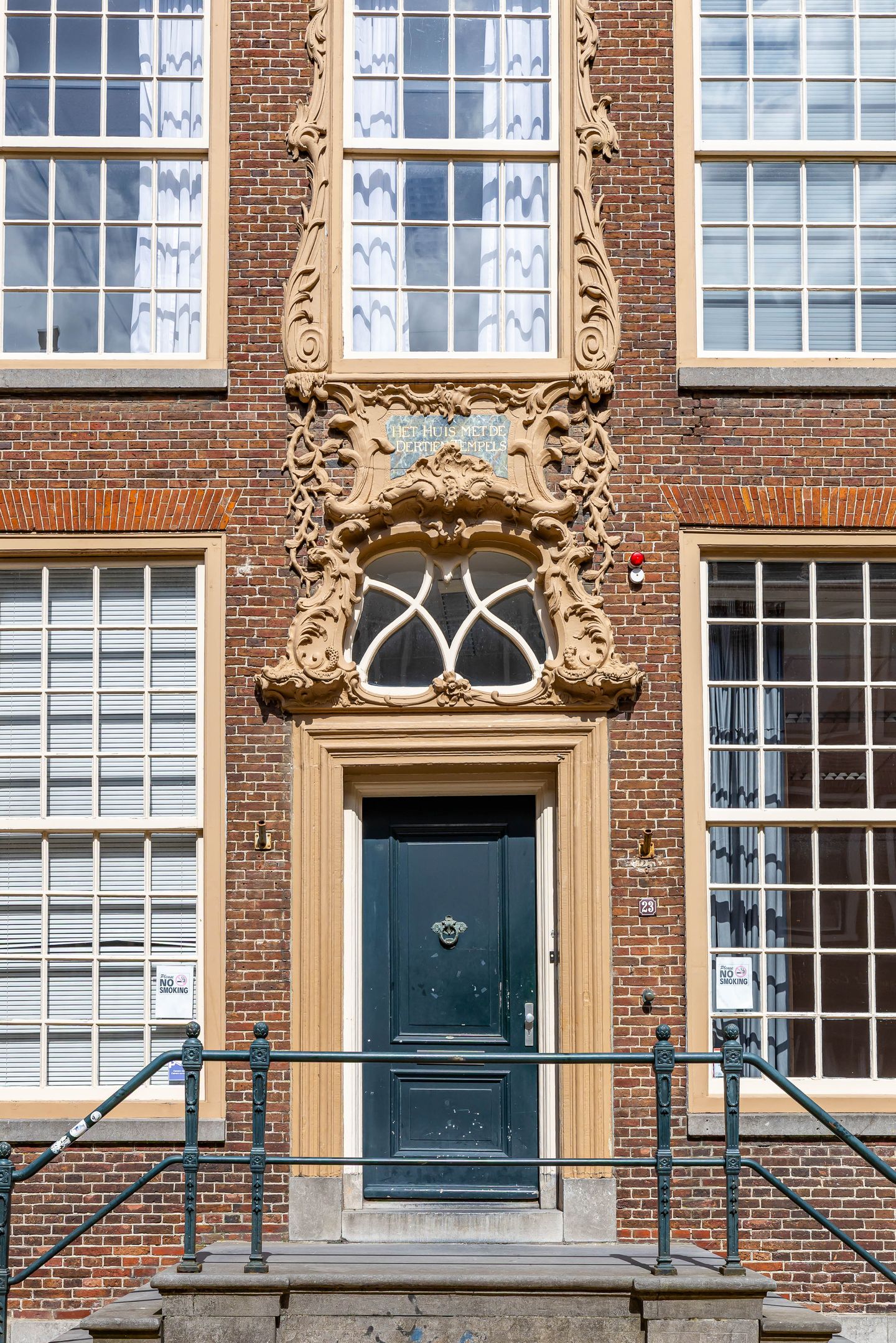 View photo 2 of Oude Boteringestraat 23