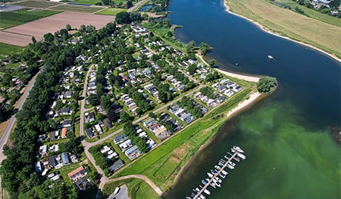 Vrijstaande woning te koop: Hoge Maasdijk 57, Andel