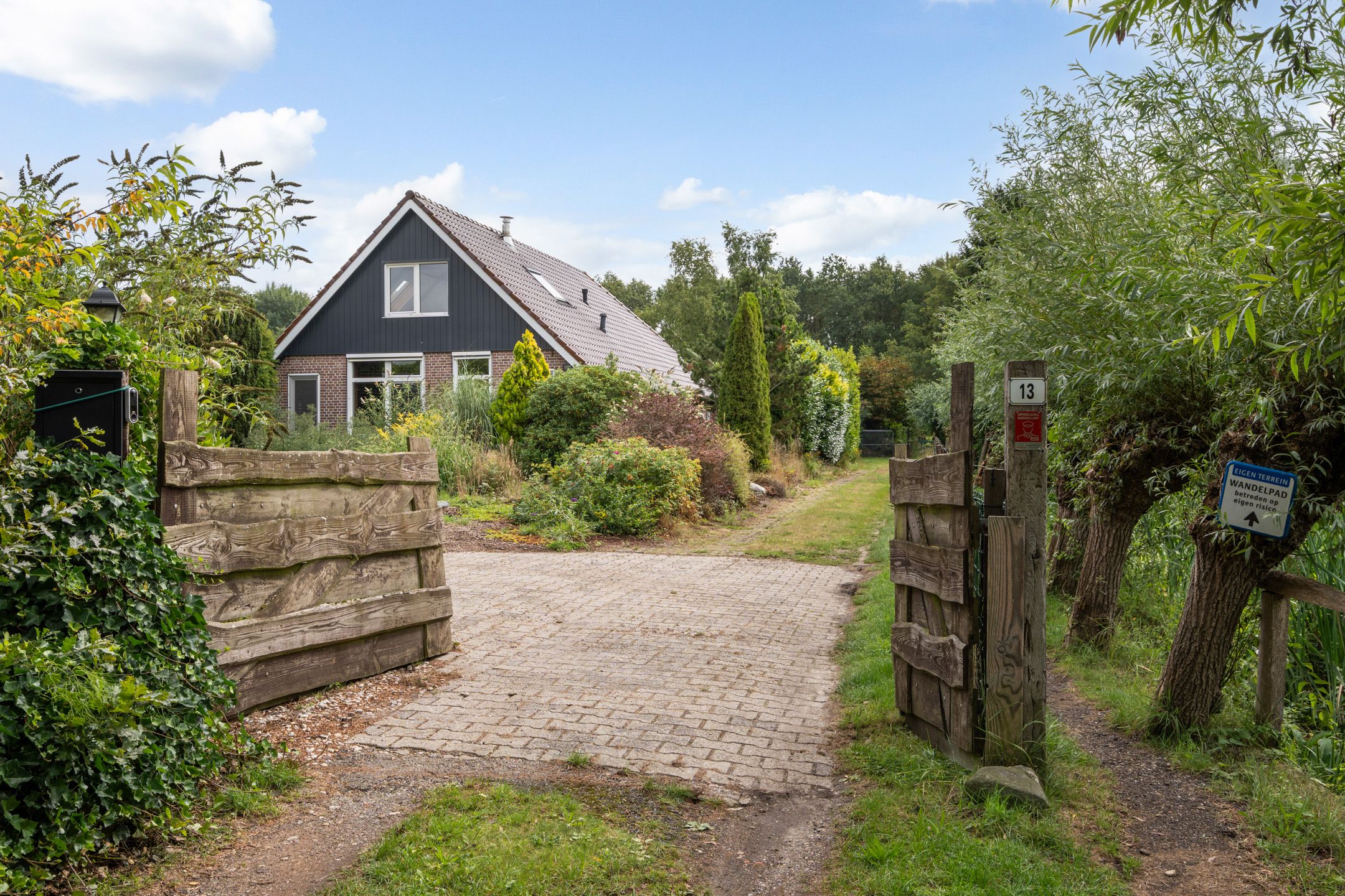 Photo 3 of Oostwijk 13