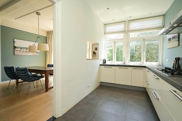 Tussenwoning te koop: Riouwstraat 109, 'S-Gravenhage