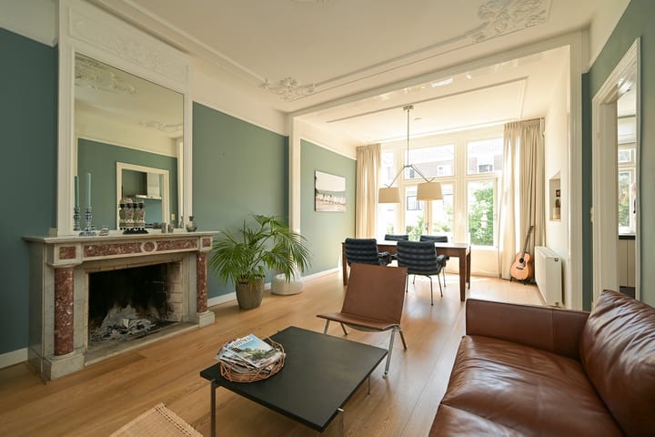 Tussenwoning te koop: Riouwstraat 109, 'S-Gravenhage