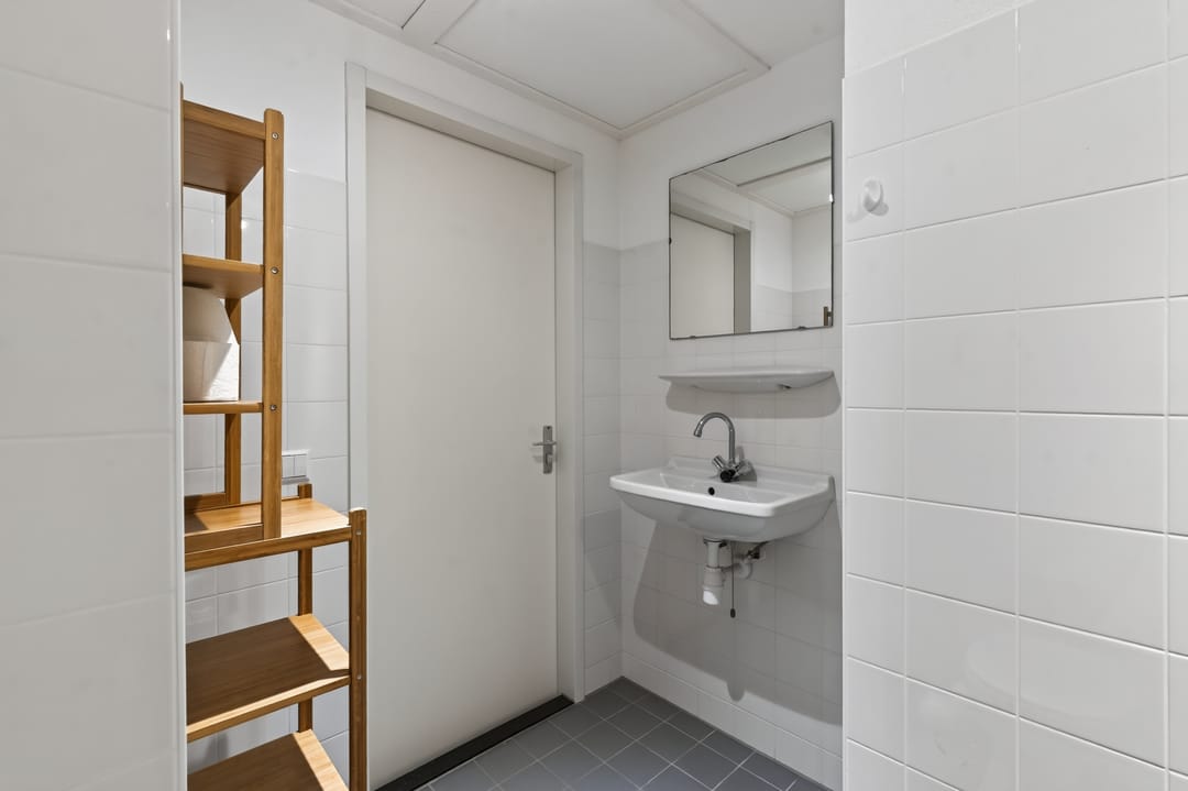 Photo 8 of Czaar Peterstraat 150-B