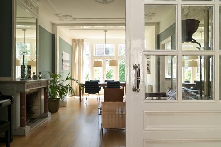 Tussenwoning te koop: Riouwstraat 109, 'S-Gravenhage