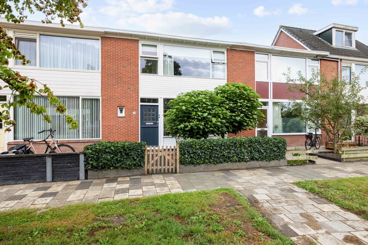 Tussenwoning te koop: Christinastraat 22, Groningen