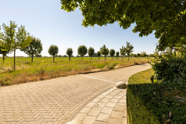 Tussenwoning te koop: Tjasker 12, Tiel