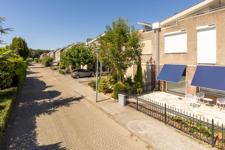 Tussenwoning te koop: Tjasker 12, Tiel