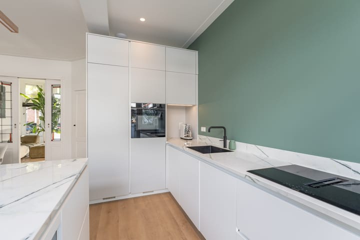 Hoekwoning te koop: Roemer Visscherstraat 6, Alkmaar