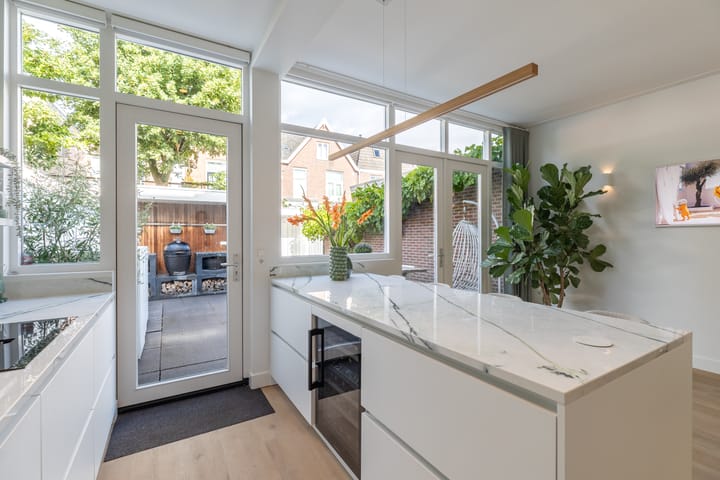 Hoekwoning te koop: Roemer Visscherstraat 6, Alkmaar