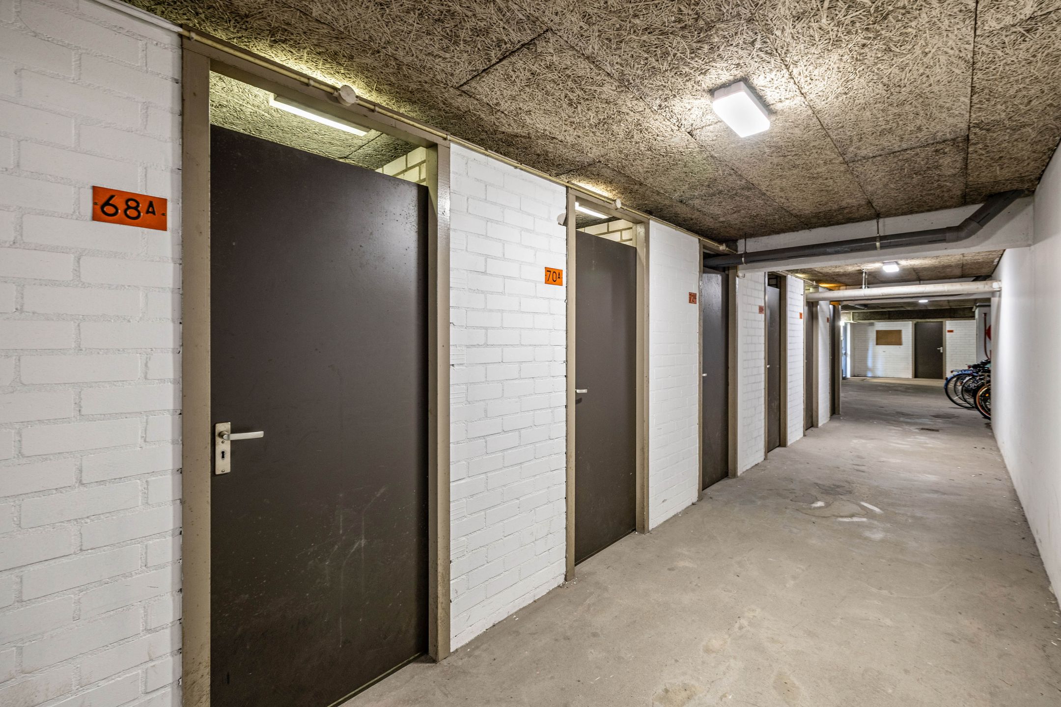 Photo 21 of Wetering 68