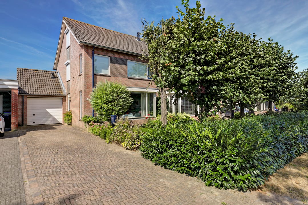 Photo 43 of H.W. van Heelstraat 3