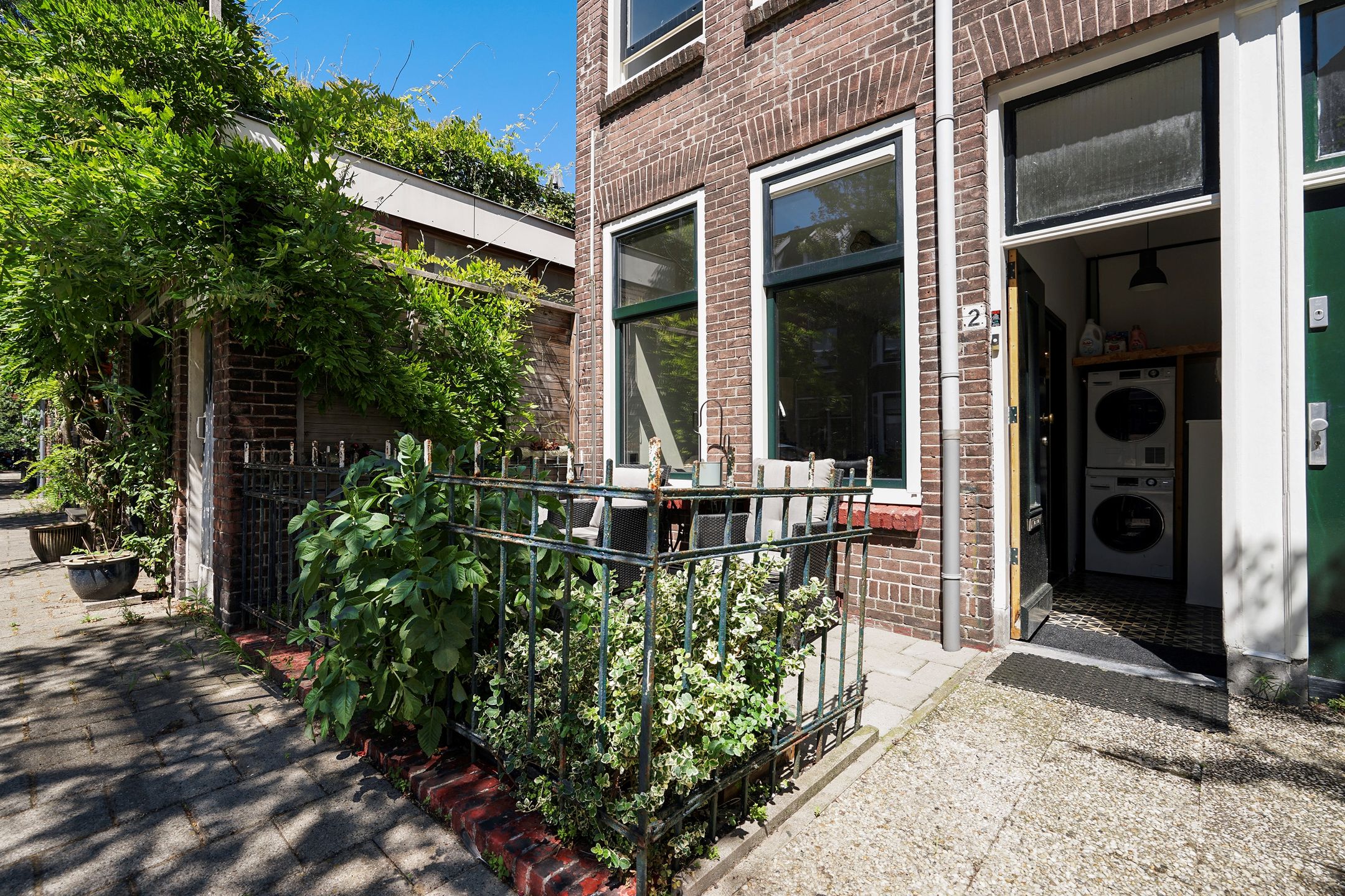 Photo 6 of Frederik Hendrikstraat 2