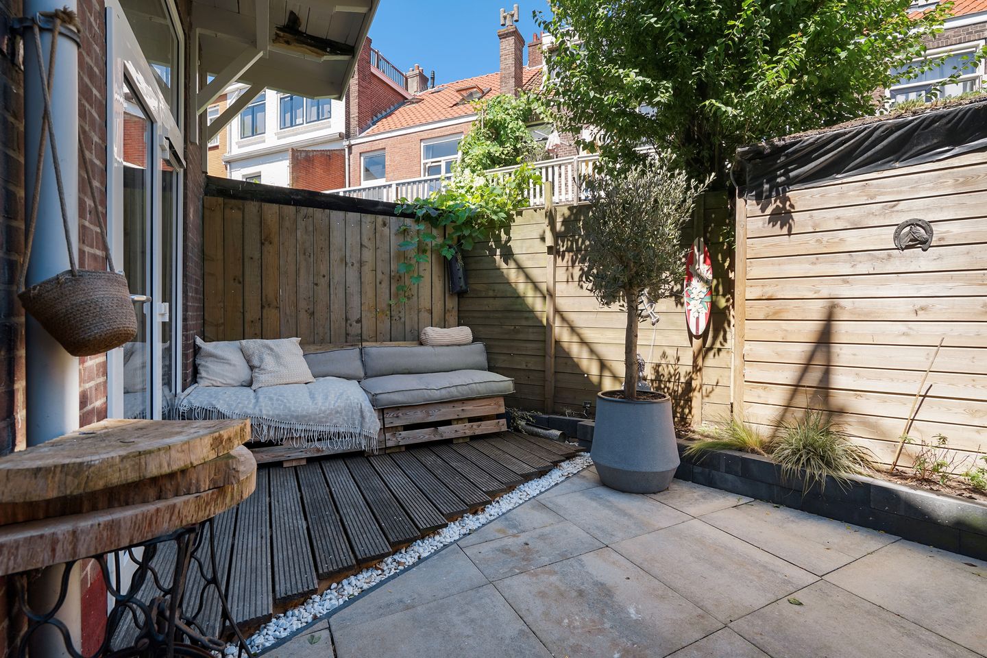Photo 20 of Frederik Hendrikstraat 2