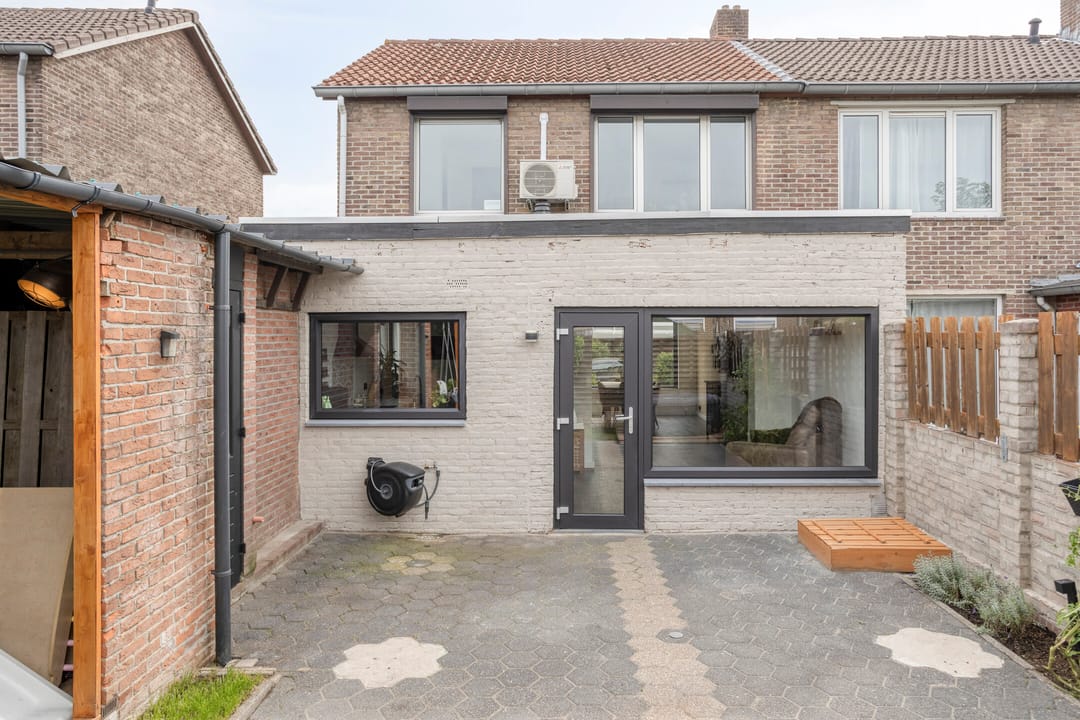 Photo 31 of Margrietstraat 7
