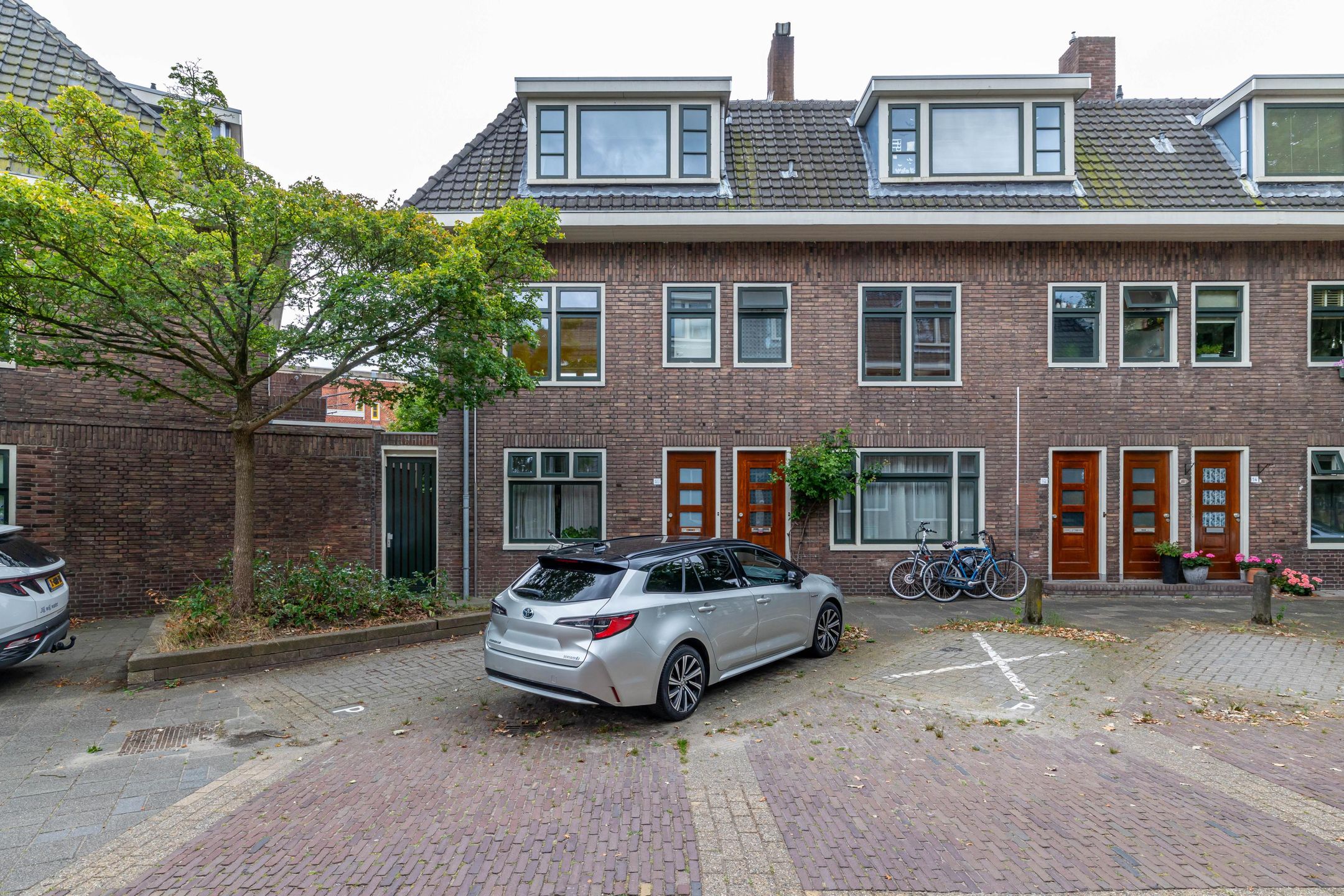 Albertine Agnesstraat 10-A 10 a
