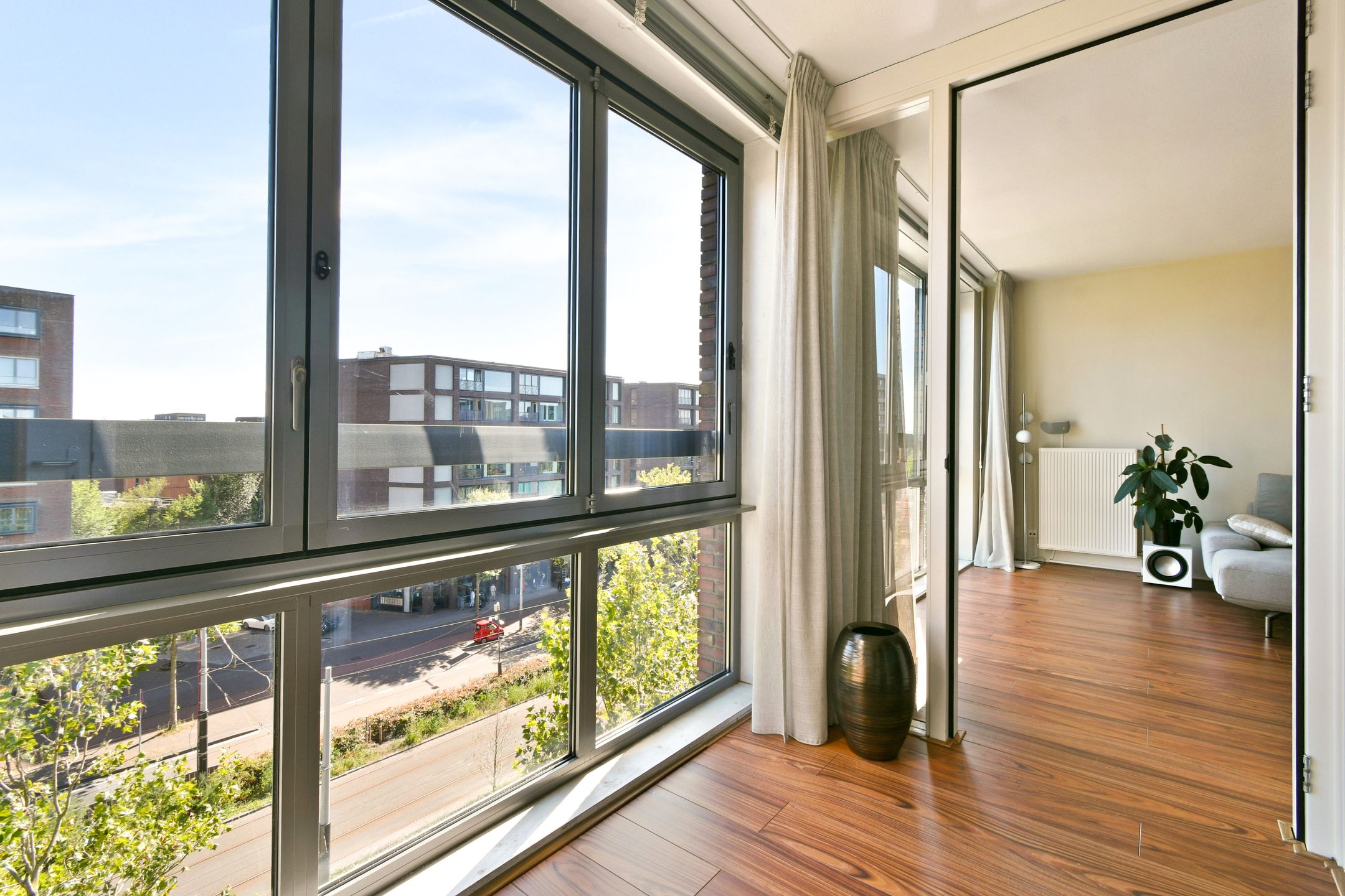 Photo 21 of Pieter Oosterhuisstraat 93