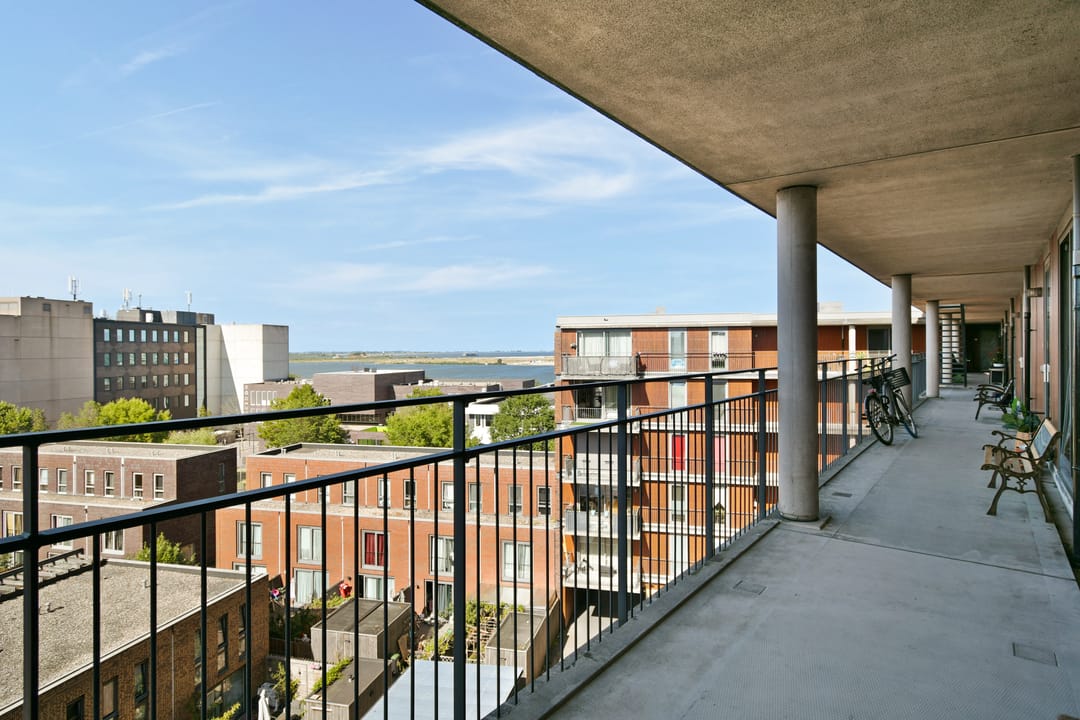 Photo 8 of Pieter Oosterhuisstraat 93