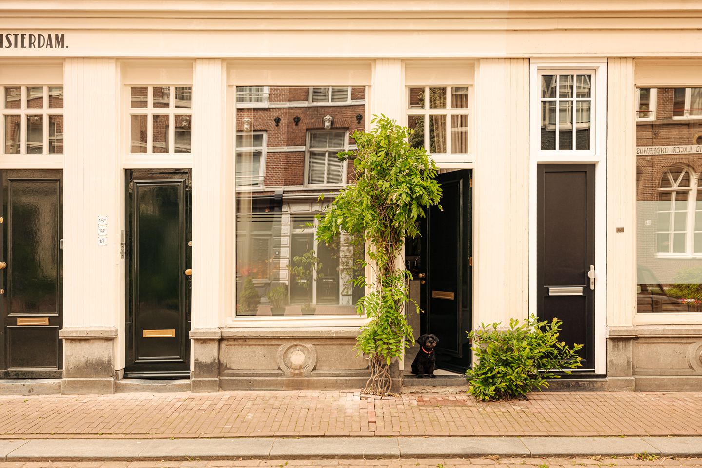 Photo 5 of Fokke Simonszstraat 18-H