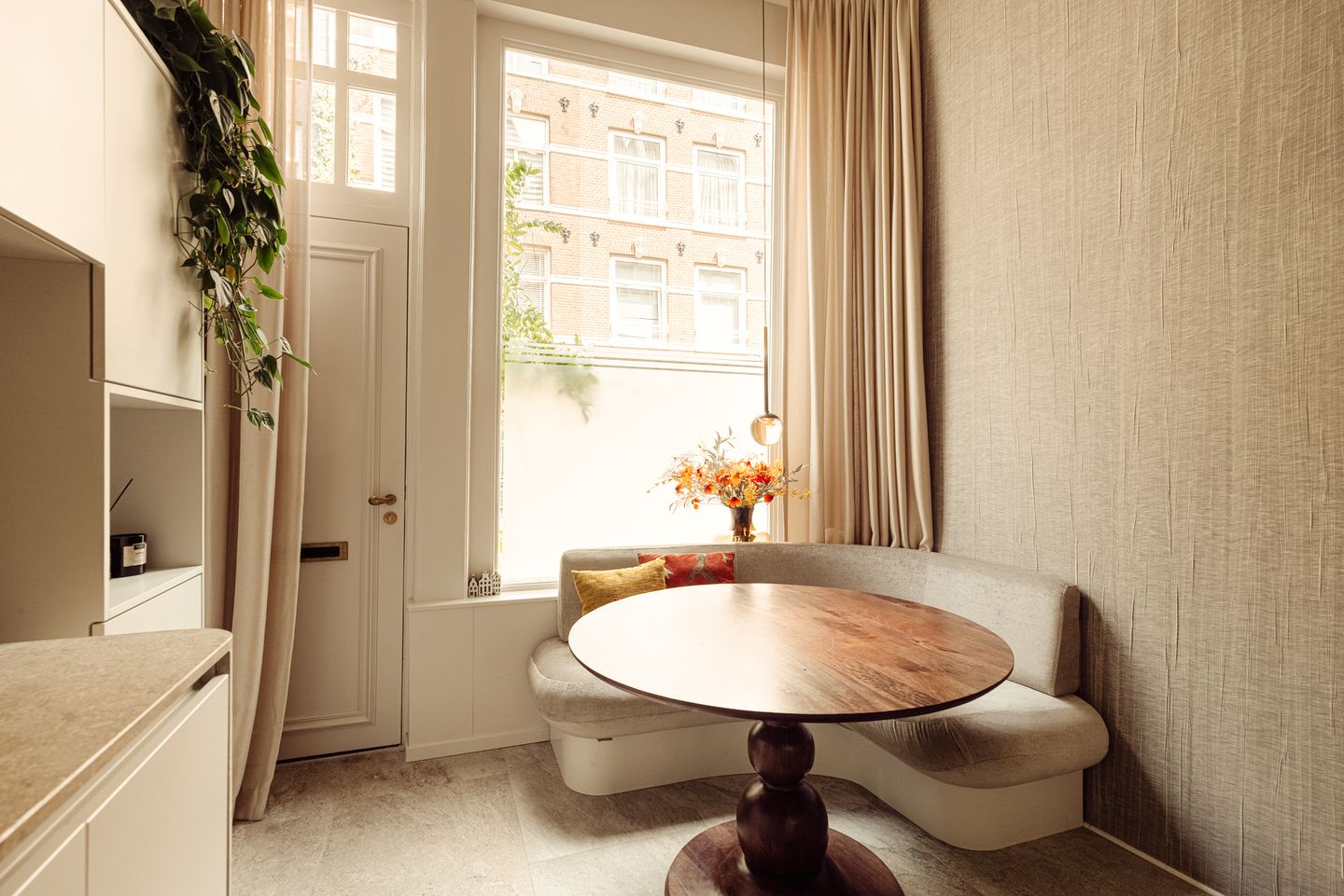 Photo 10 of Fokke Simonszstraat 18-H