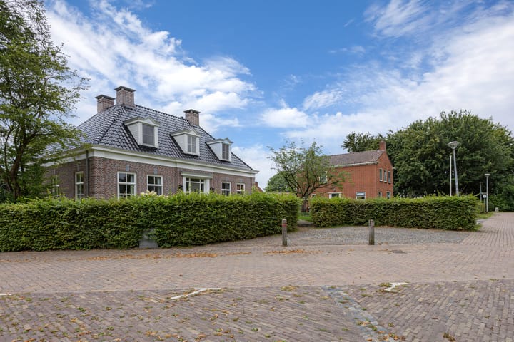 Foto 4 van Schoolstraat 6