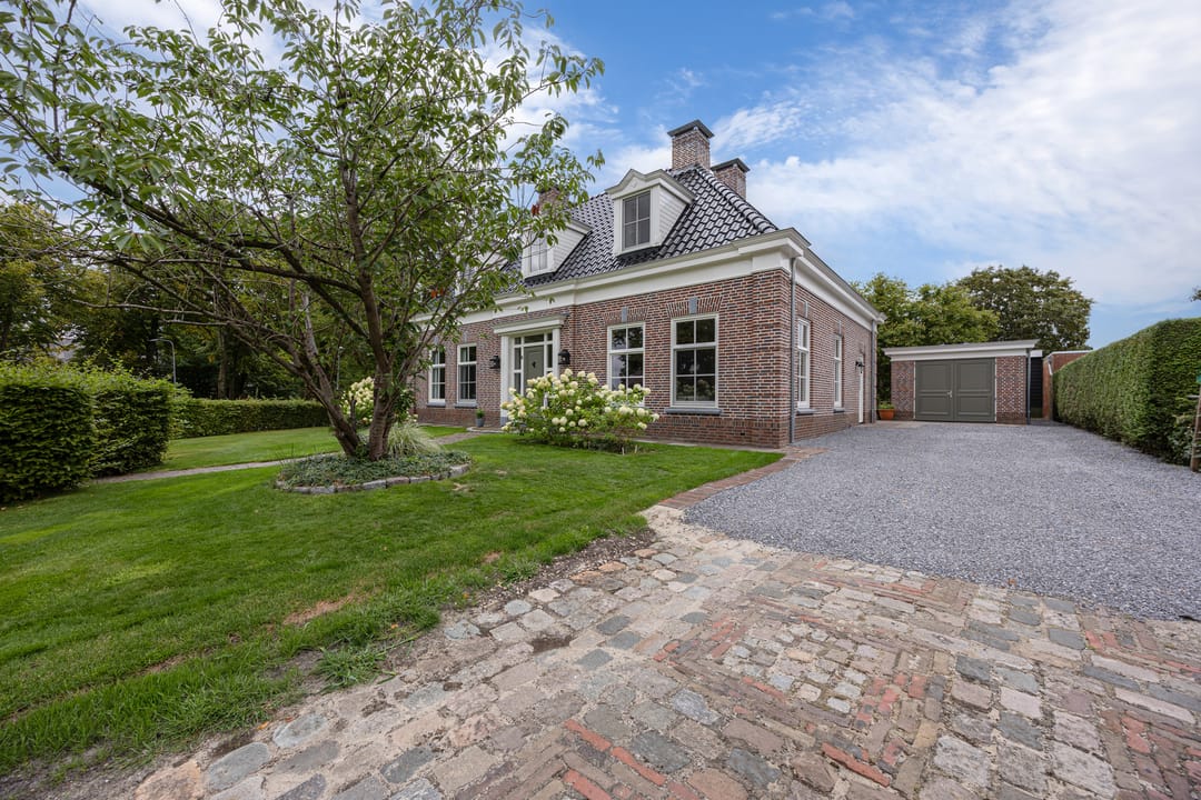Photo 7 of Schoolstraat 6
