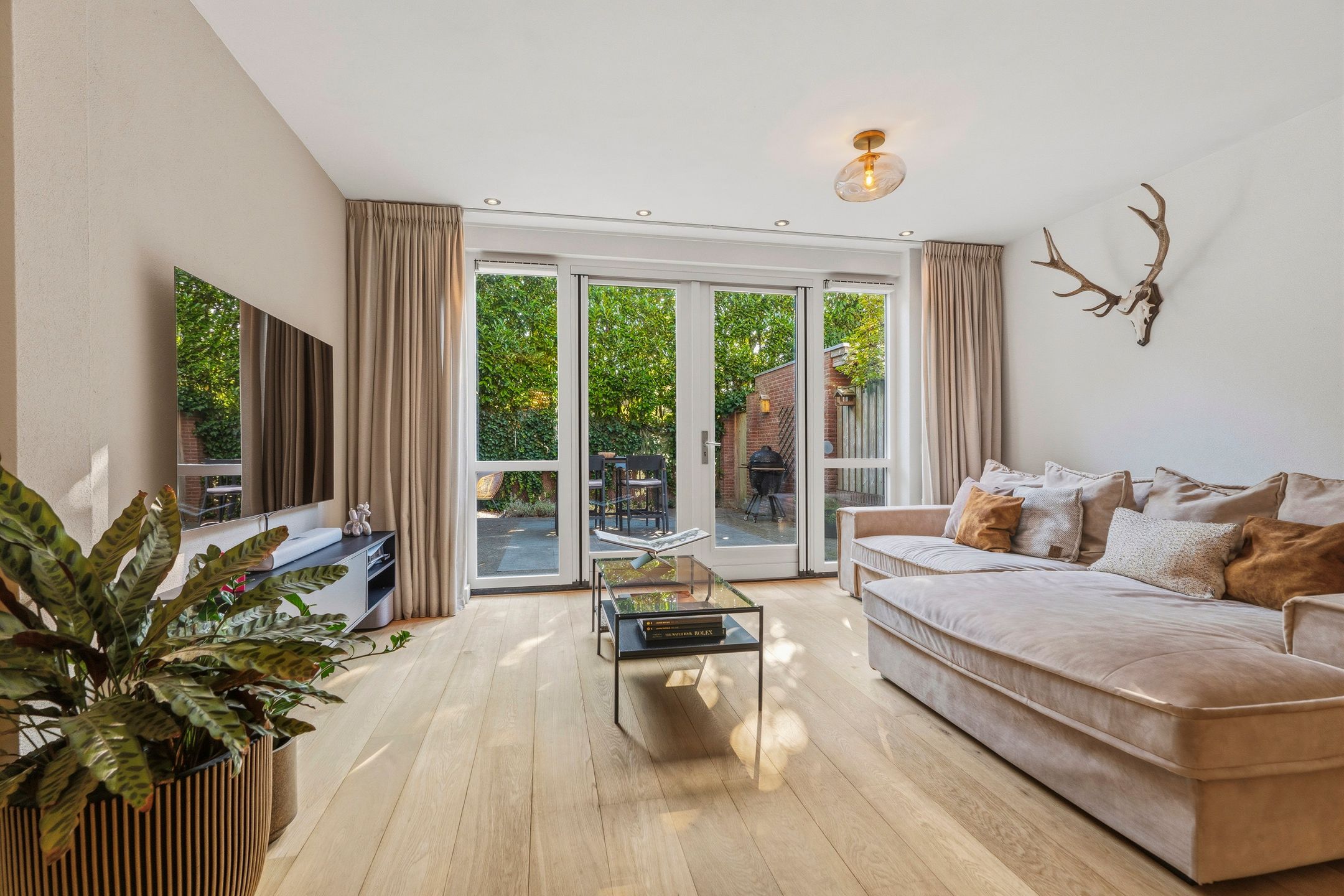 Photo 9 of Pastoor Hackenstraat 65