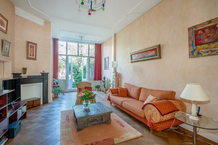 Photo 2 of Bentinckstraat 23