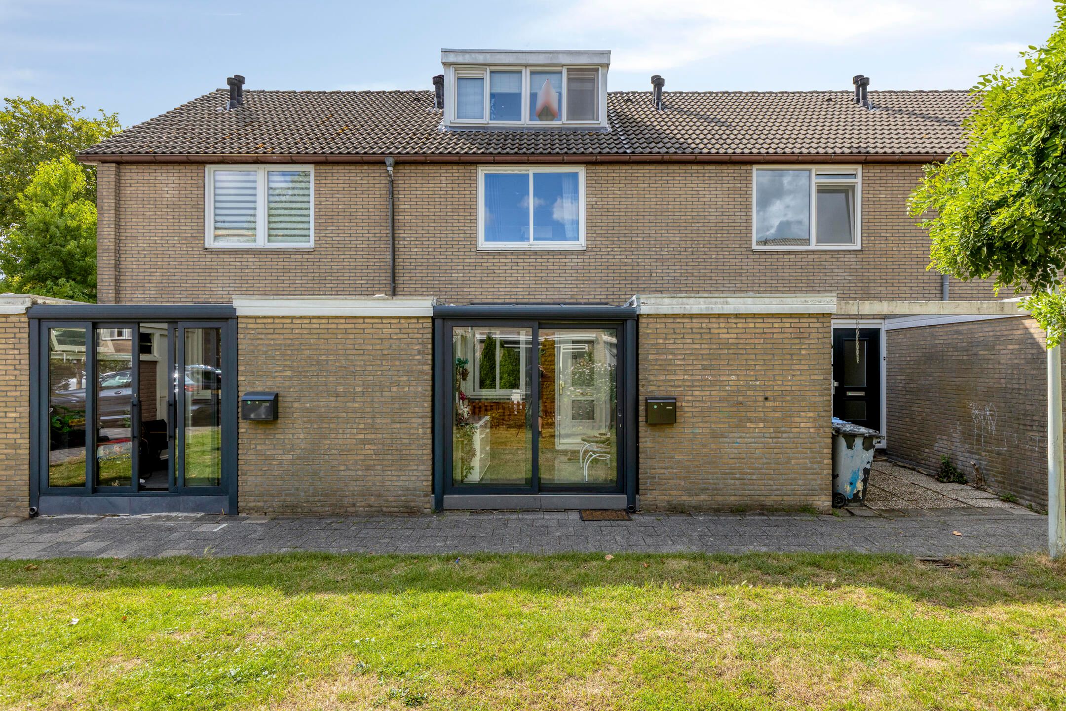 Pinasstraat 8