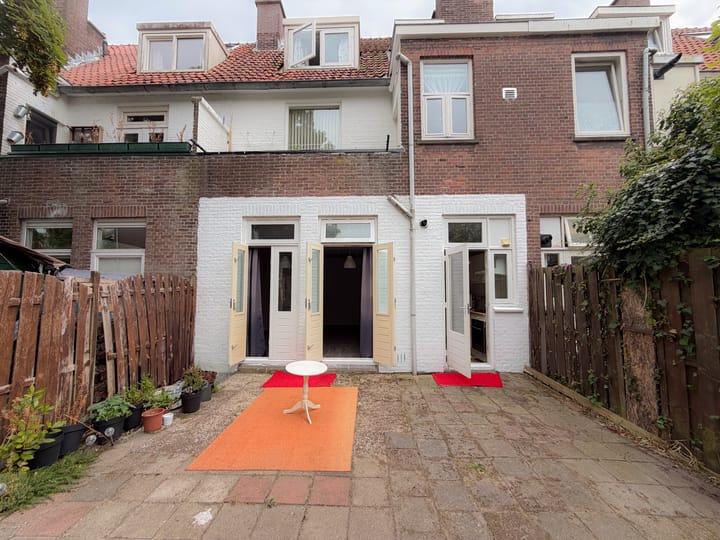 Appartement te koop: Sinjeur Semeynsweg 279, 'S-Gravenhage