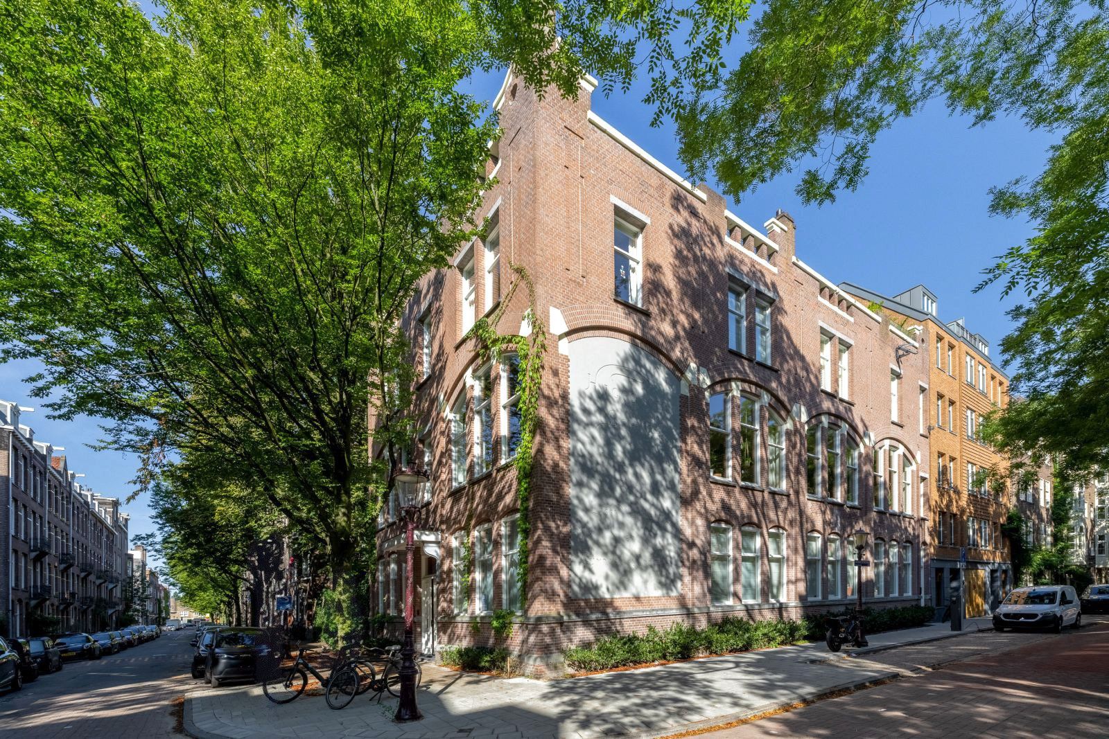 Nicolaas Maesstraat 100