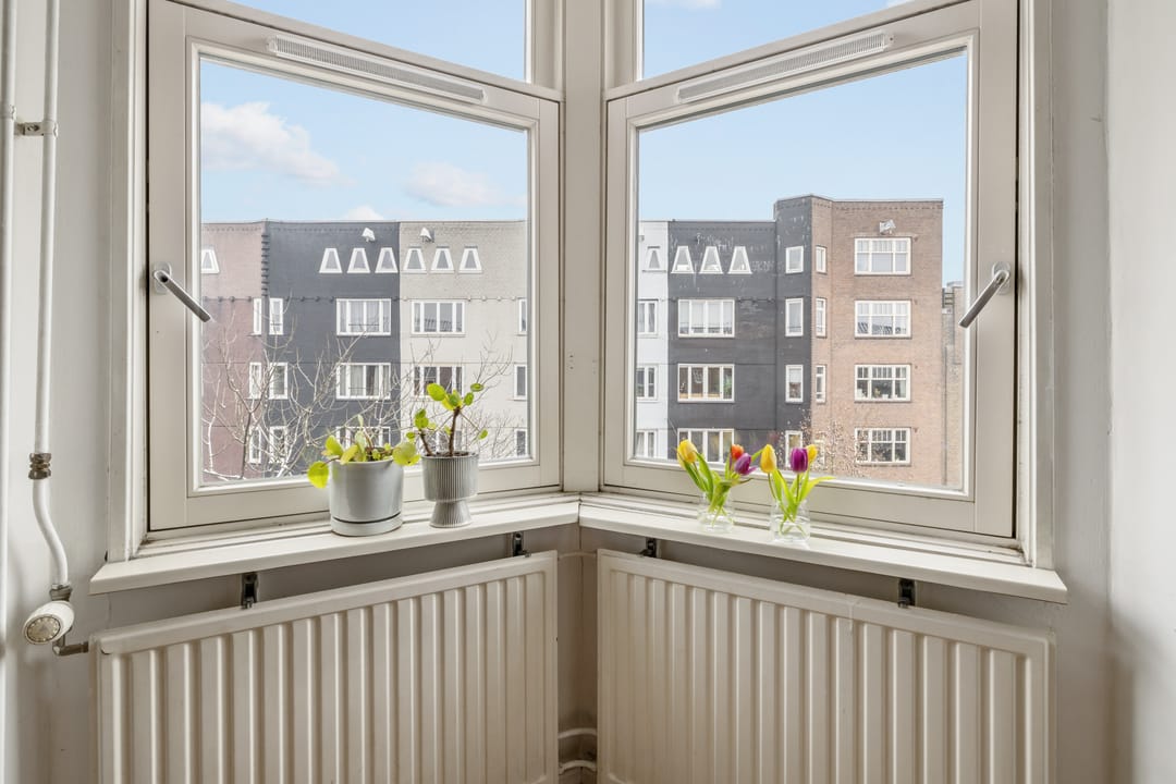 Photo 16 of Van Hilligaertstraat 16-D