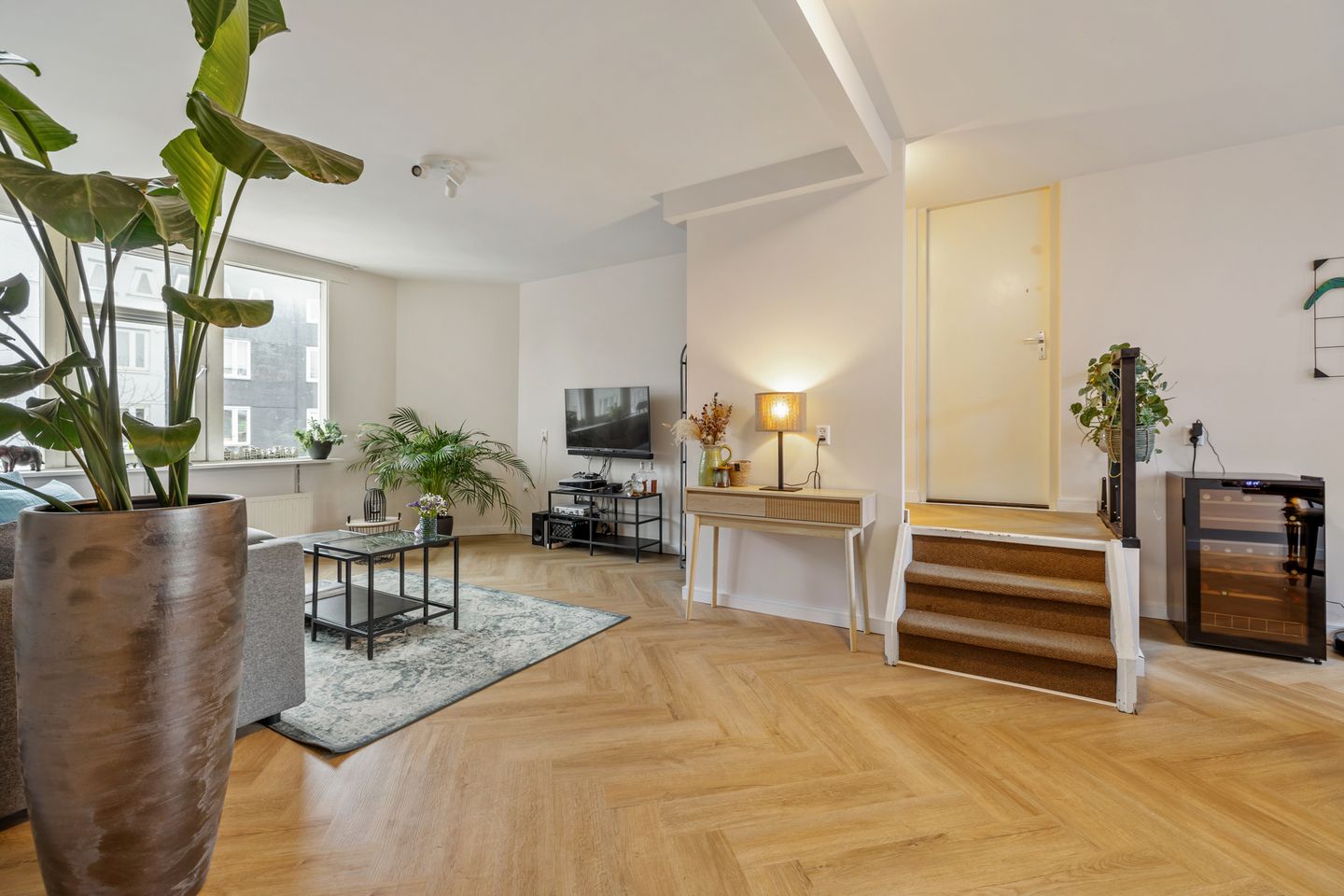 Photo 10 of Van Hilligaertstraat 16-D