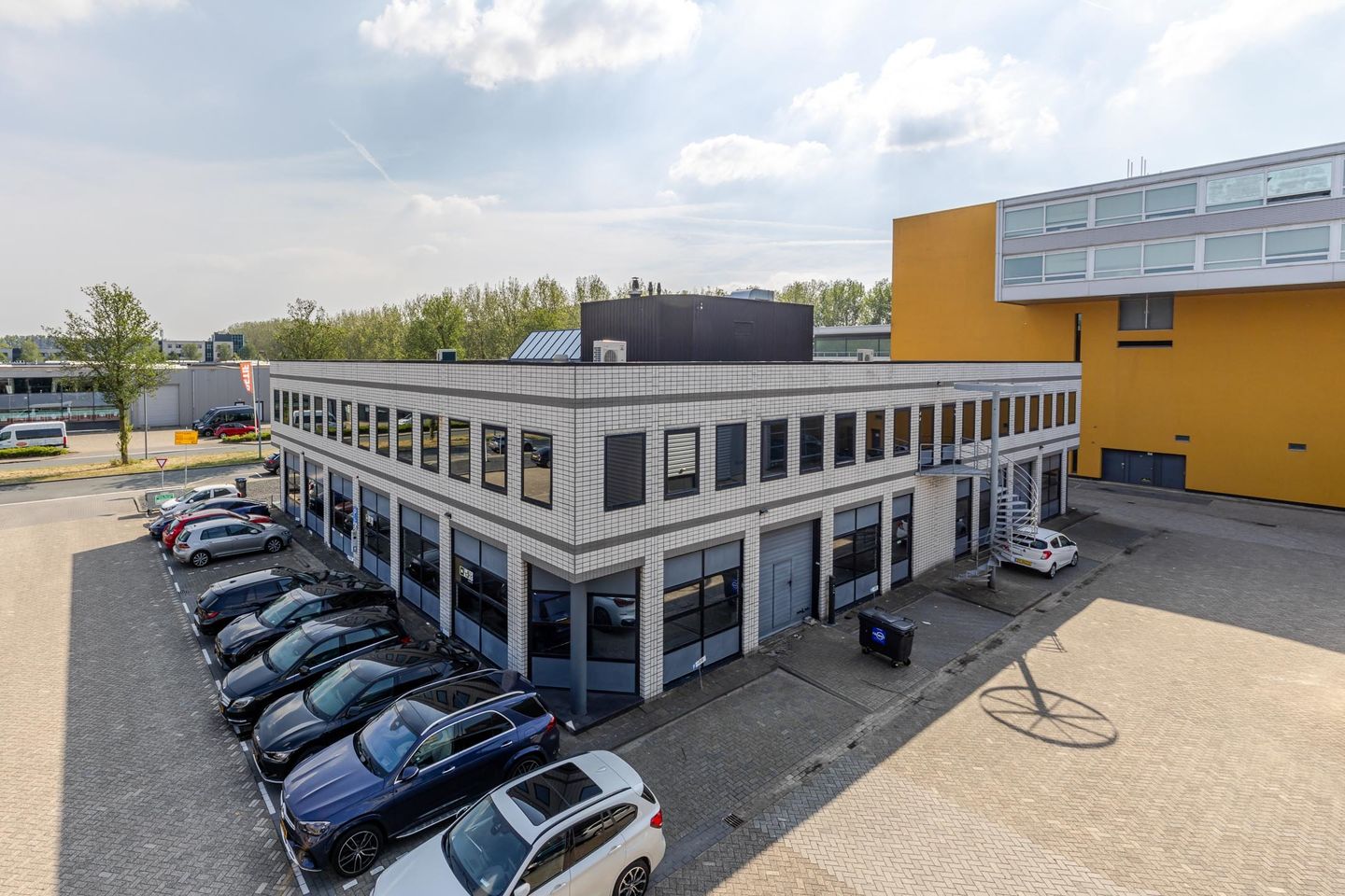 Bekijk foto 4 van Vareseweg 61