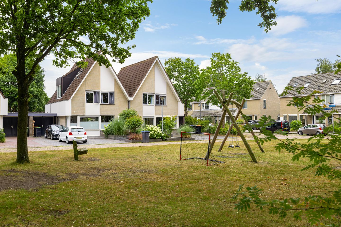 Foto 4 van Achterstebree 2