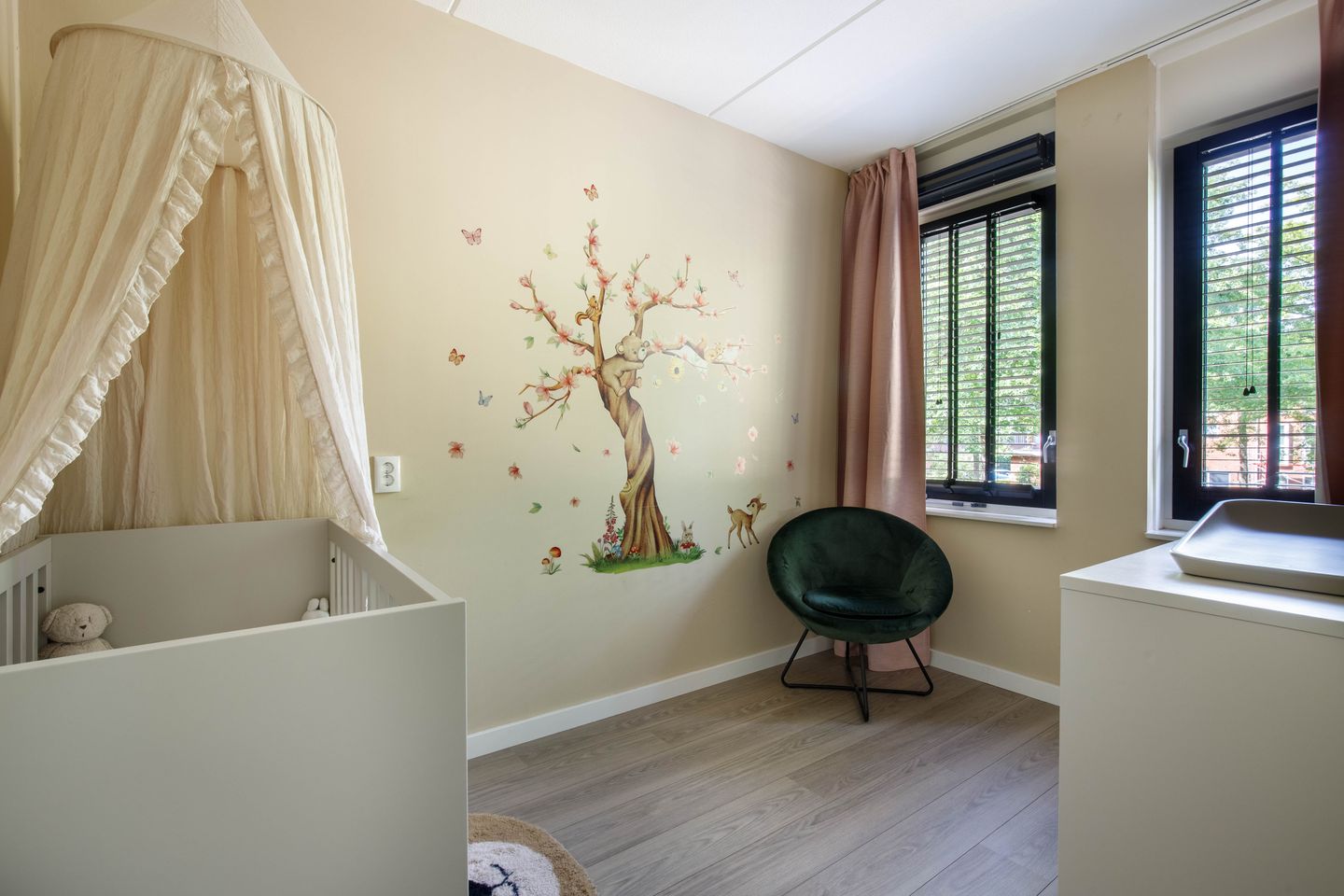 Photo 19 of Laan van Avant-Garde 430