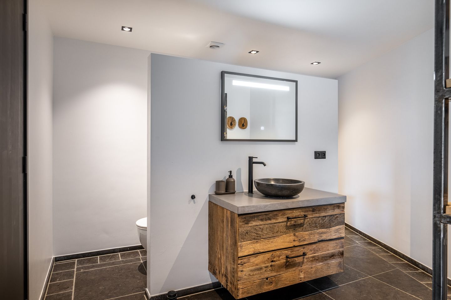 Photo 34 of Oude Rijksweg Noord 29