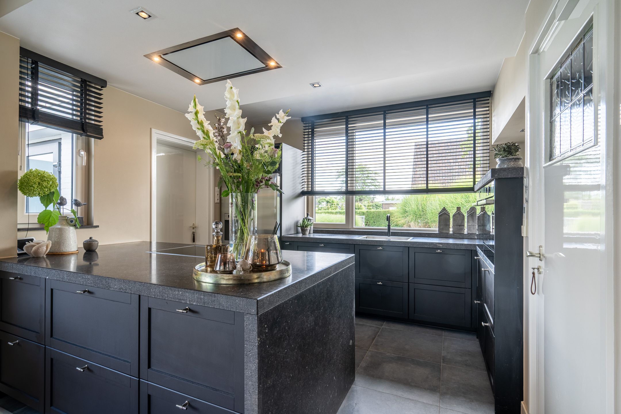 Photo 12 of Oude Rijksweg Noord 29