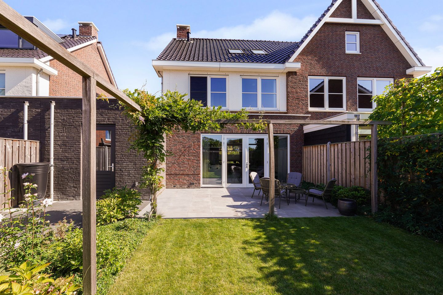 Photo 65 of Laan van Selis 23